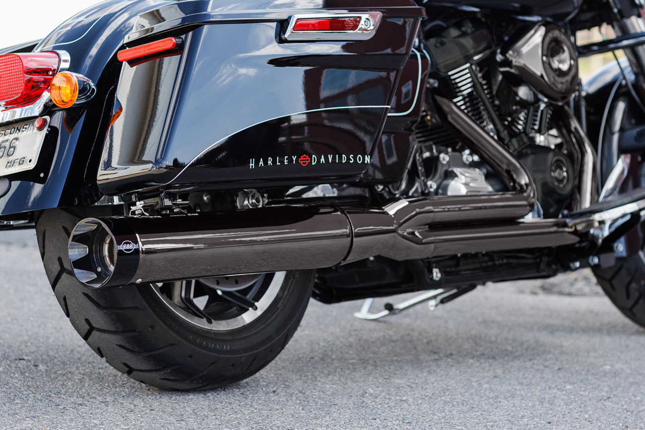 2-into-1 Sidewinder® Exhaust System | 2-into-1 Sidewinder® Exhaust System - Lava Chrome - 50-State - M8